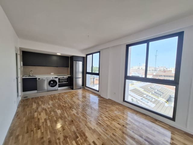 Appartement de 2 chambres à louer à Madrid ville - 2 000 € (Ref: 9784503)