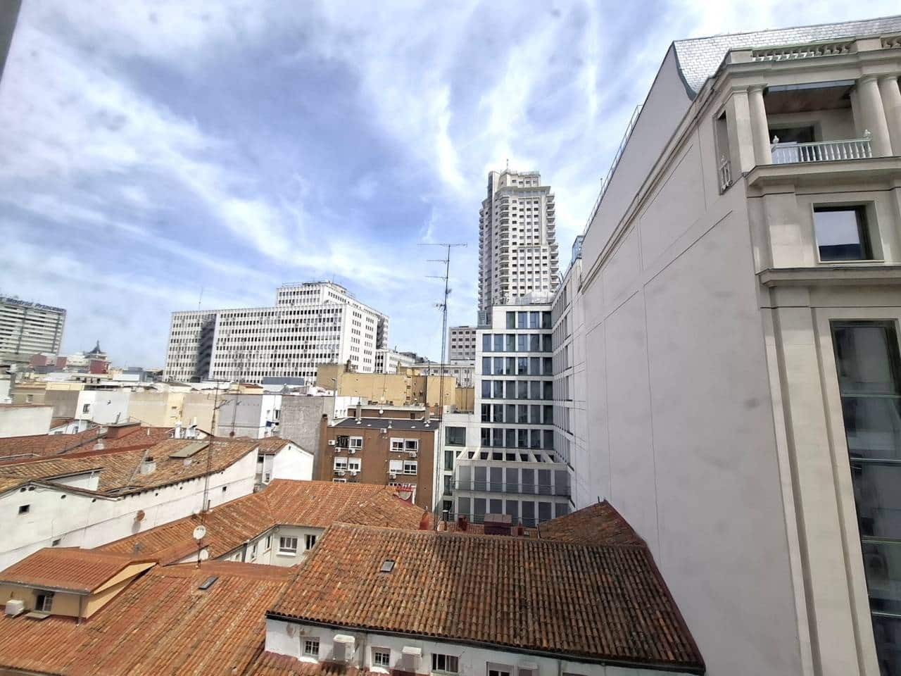 2 sovrum Lägenhet att hyra i Madrid stad - 2 000 € (Ref: 9784503)