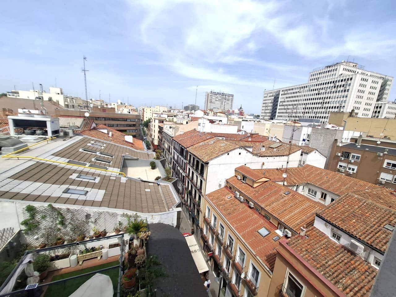 2 sovrum Lägenhet att hyra i Madrid stad - 2 000 € (Ref: 9784503)