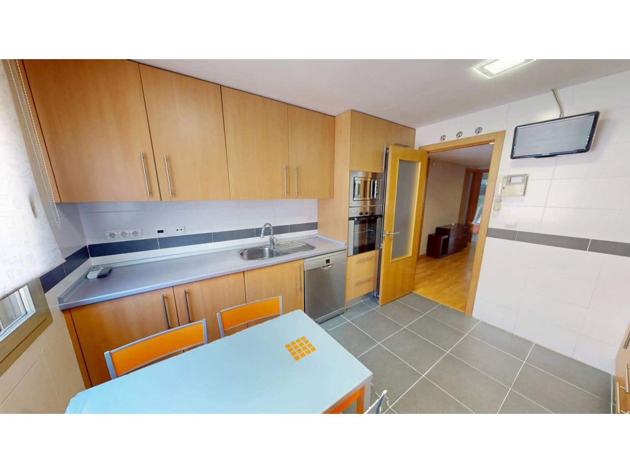 3 sypialnia Mieszkanie do wynajęcia w Arroyomolinos z basenem garażem - 1 350 € (Ref: 9790065)