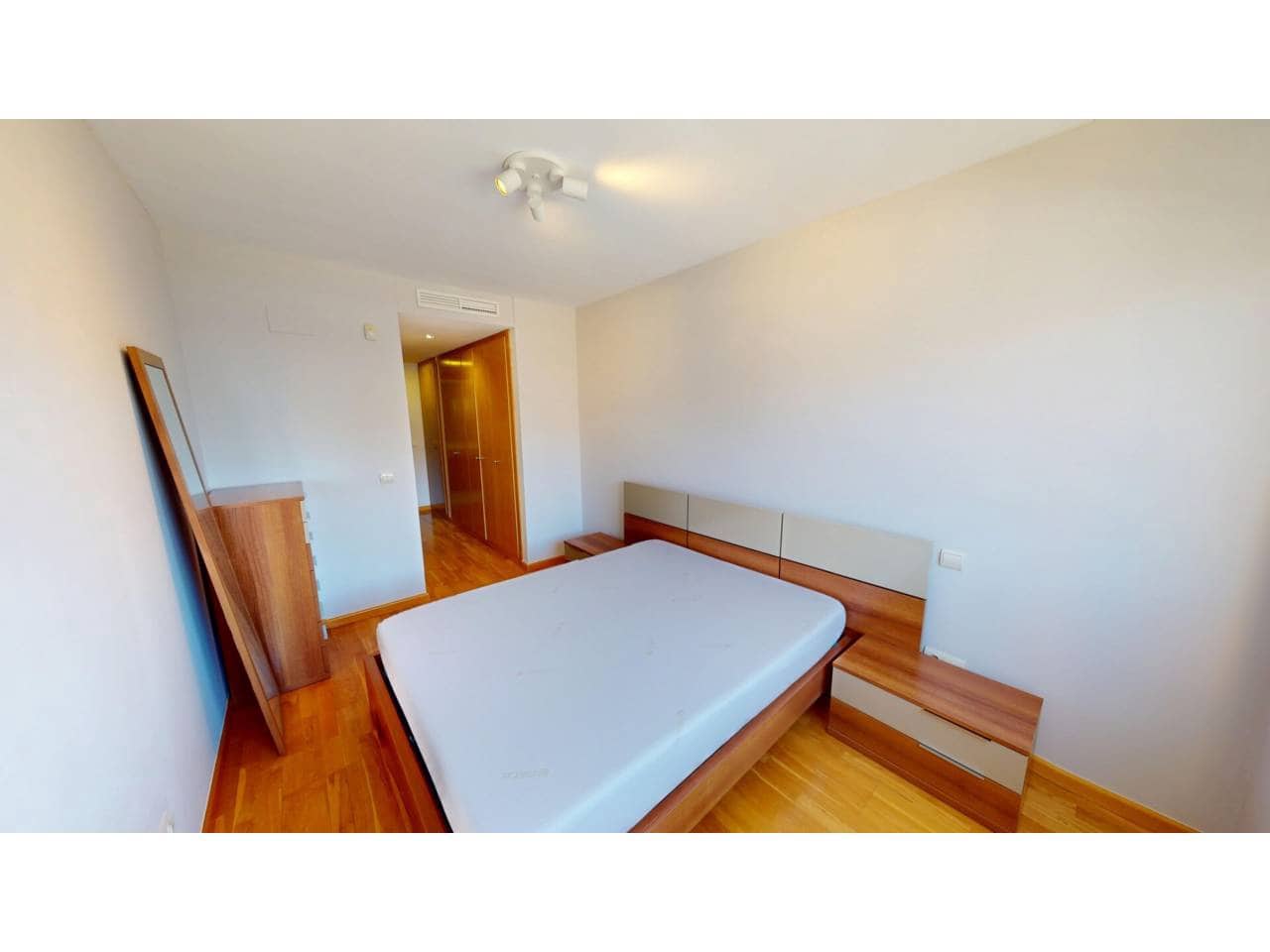 3 sypialnia Mieszkanie do wynajęcia w Arroyomolinos z basenem garażem - 1 350 € (Ref: 9790065)