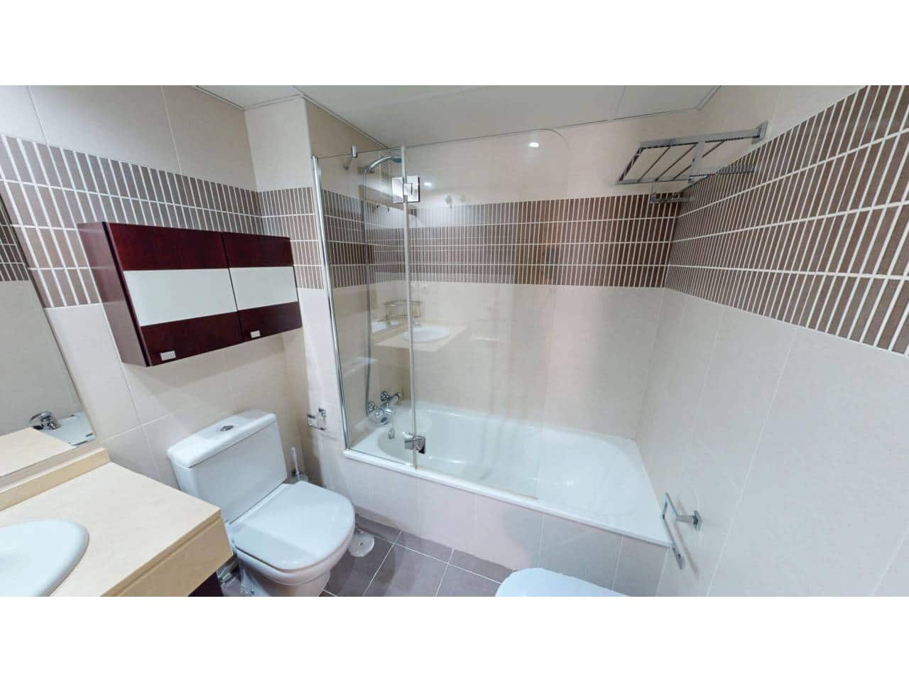 3 sypialnia Mieszkanie do wynajęcia w Arroyomolinos z basenem garażem - 1 350 € (Ref: 9790065)