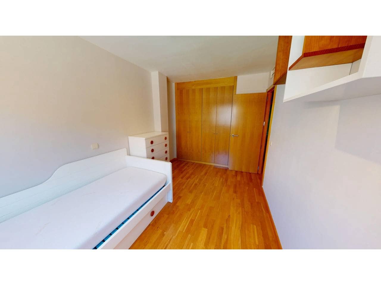 3 sypialnia Mieszkanie do wynajęcia w Arroyomolinos z basenem garażem - 1 350 € (Ref: 9790065)