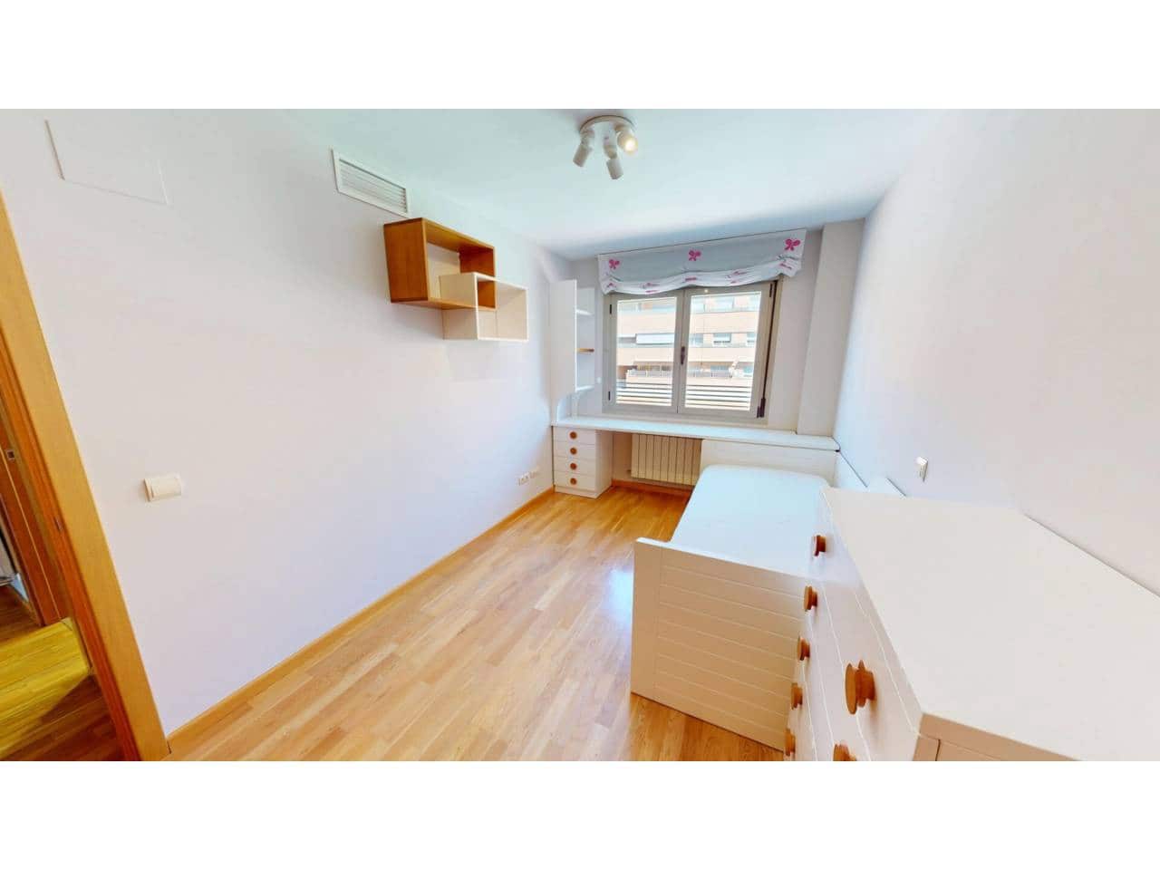 3 sypialnia Mieszkanie do wynajęcia w Arroyomolinos z basenem garażem - 1 350 € (Ref: 9790065)