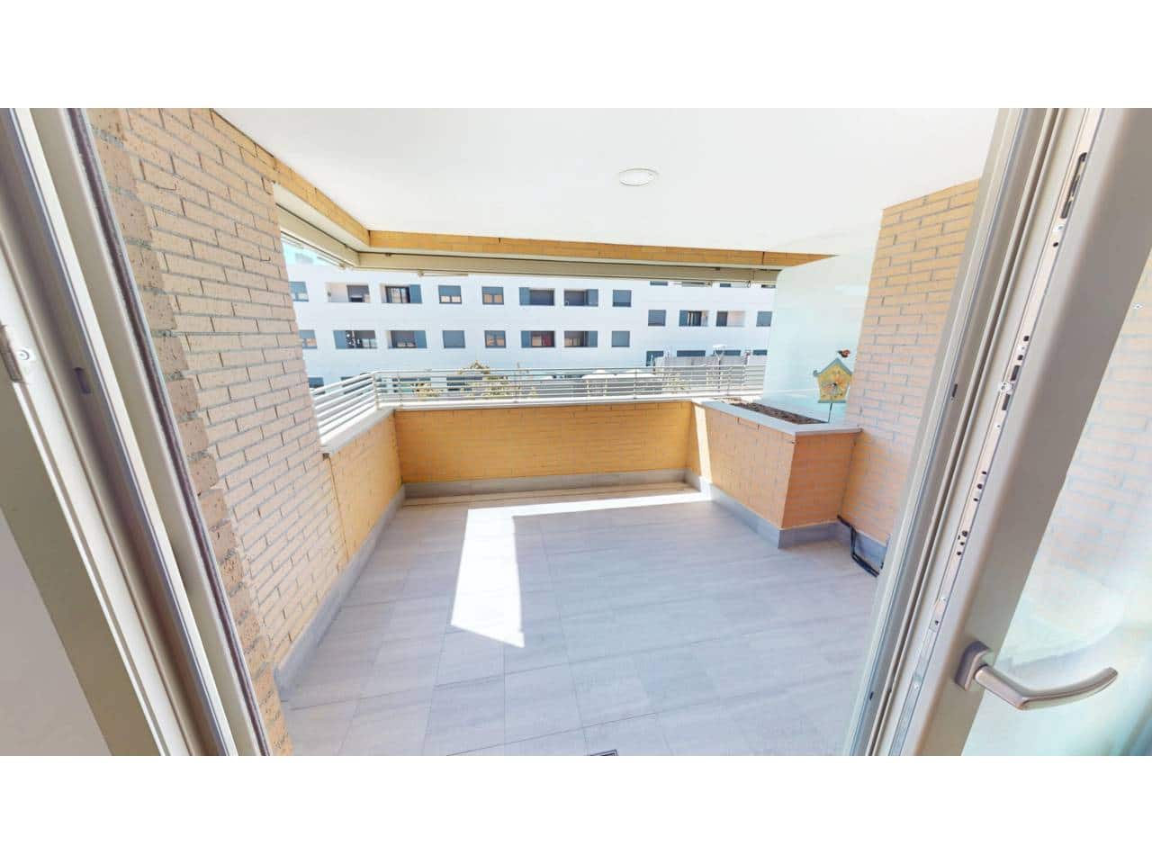 3 sypialnia Mieszkanie do wynajęcia w Arroyomolinos z basenem garażem - 1 350 € (Ref: 9790065)