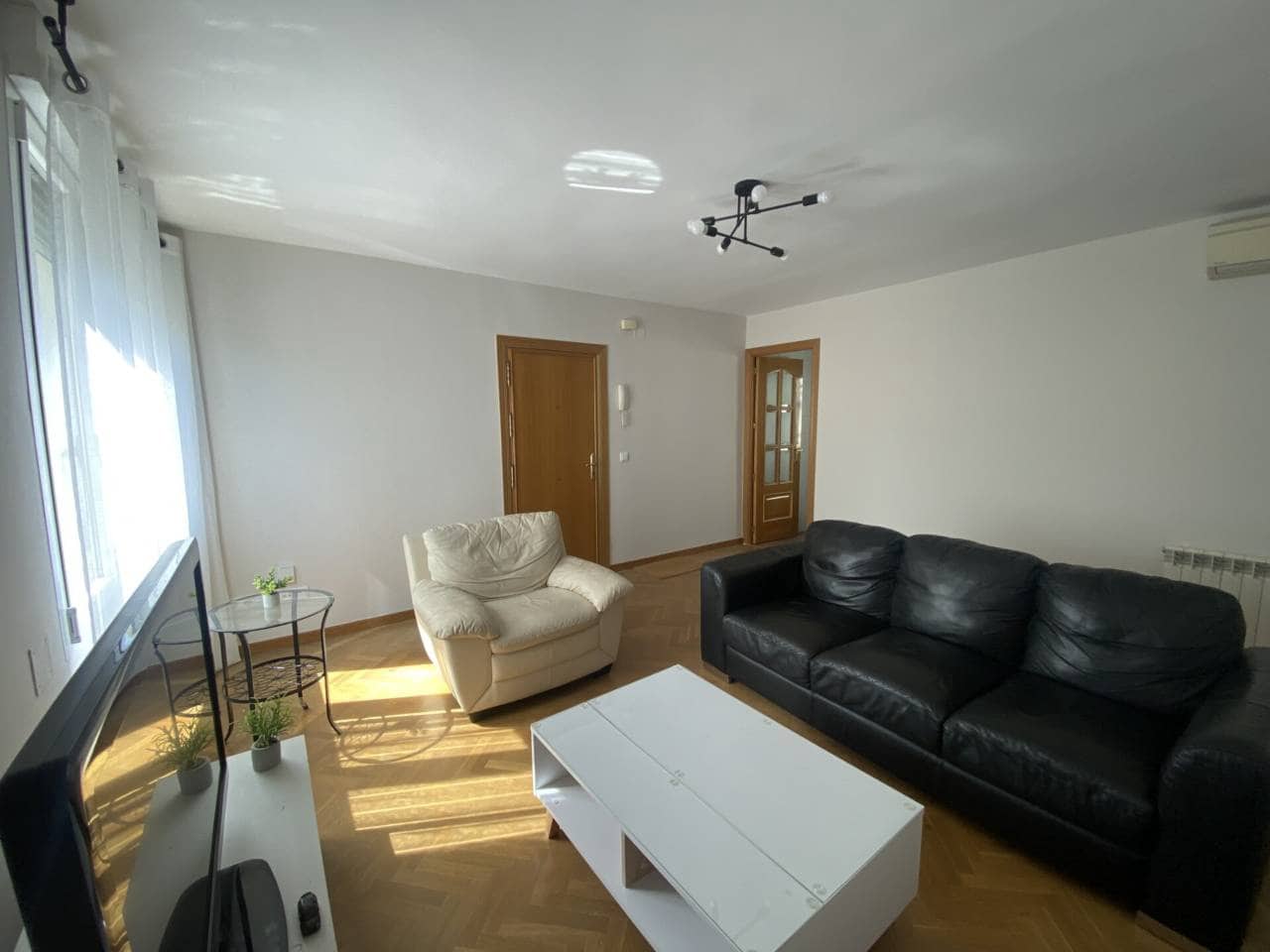 3 makuuhuone Asunto vuokrattavana paikassa Madrid kaupunki - 1 300 € (Ref: 9793905)