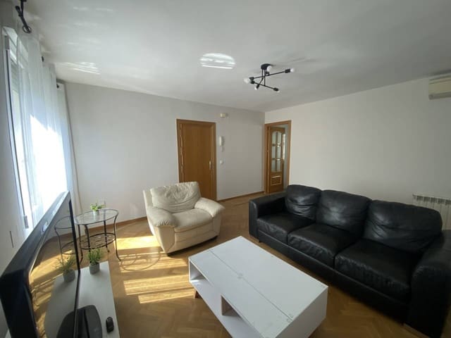 3 makuuhuone Asunto vuokrattavana paikassa Madrid kaupunki - 1 300 € (Ref: 9793905)