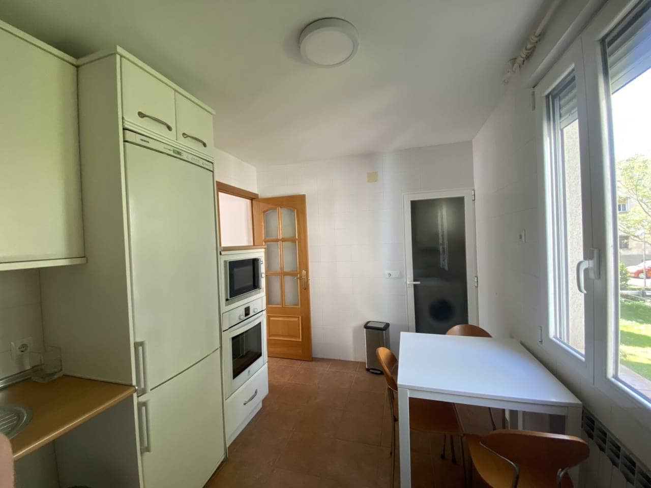 3 makuuhuone Asunto vuokrattavana paikassa Madrid kaupunki - 1 300 € (Ref: 9793905)