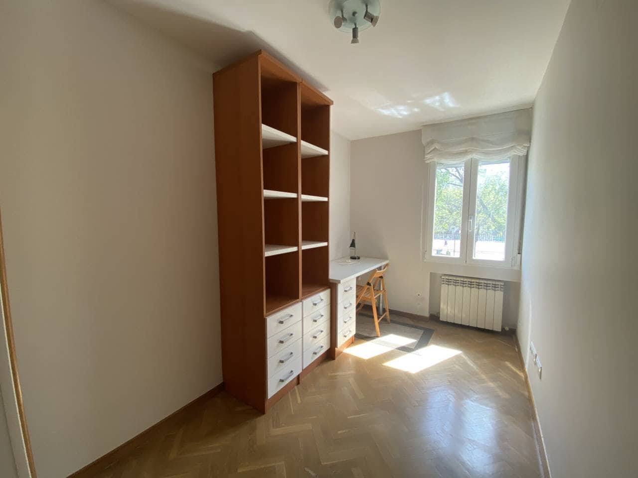 3 makuuhuone Asunto vuokrattavana paikassa Madrid kaupunki - 1 300 € (Ref: 9793905)