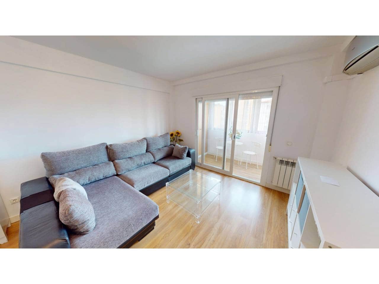 Piso de 3 habitaciones en Móstoles en alquiler - 1.350 € (Ref: 9842024)