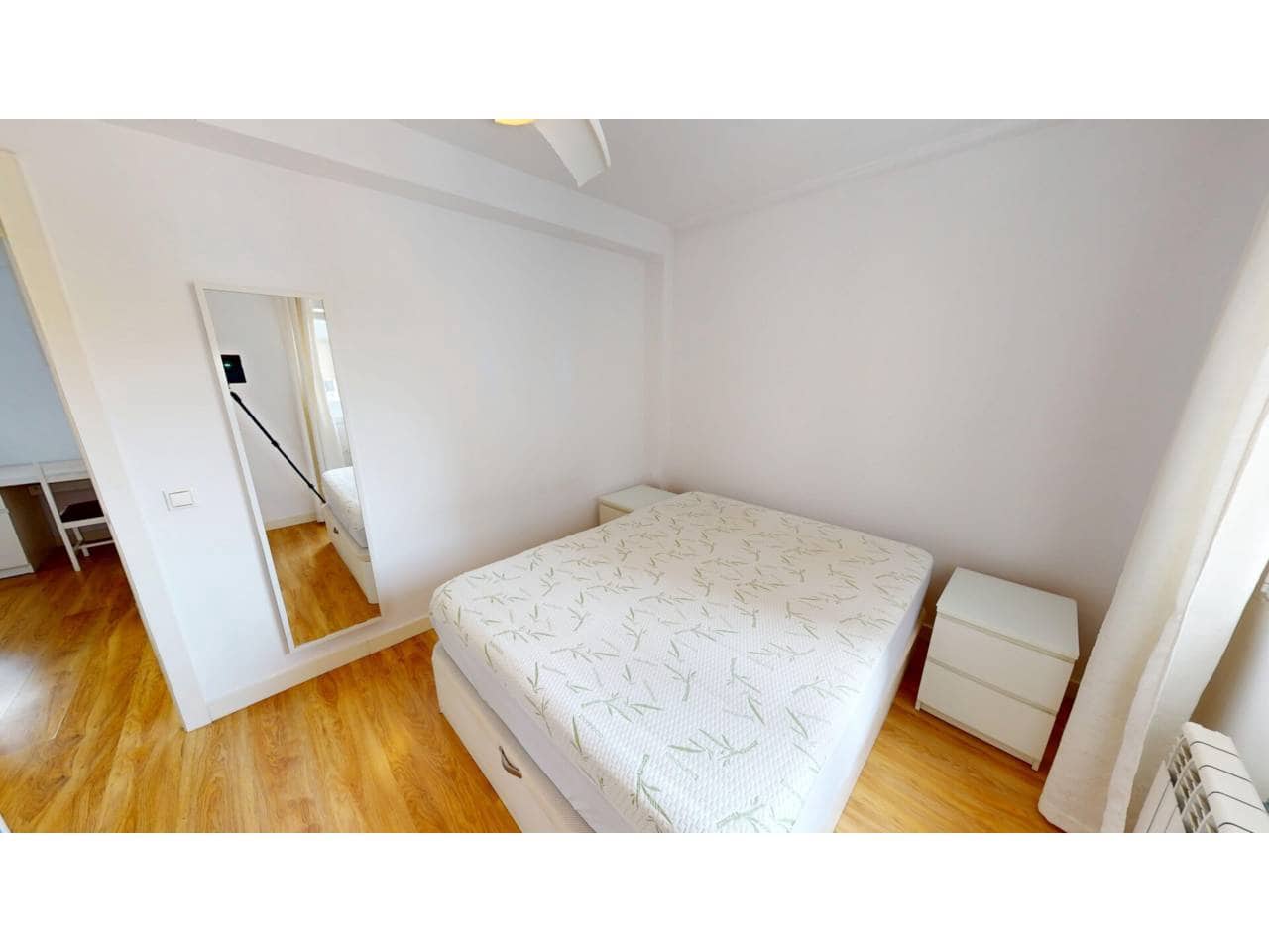 Piso de 3 habitaciones en Móstoles en alquiler - 1.350 € (Ref: 9842024)