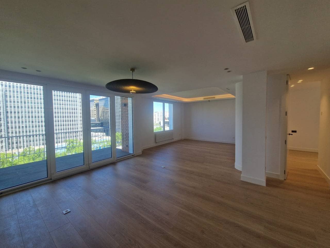 4 soveværelse Lejlighed til salg i Madrid by - € 2.695.000 (Ref: 9850803)