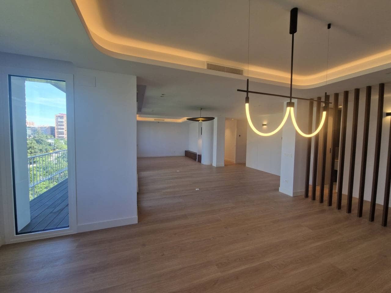 4 soveværelse Lejlighed til salg i Madrid by - € 2.695.000 (Ref: 9850803)