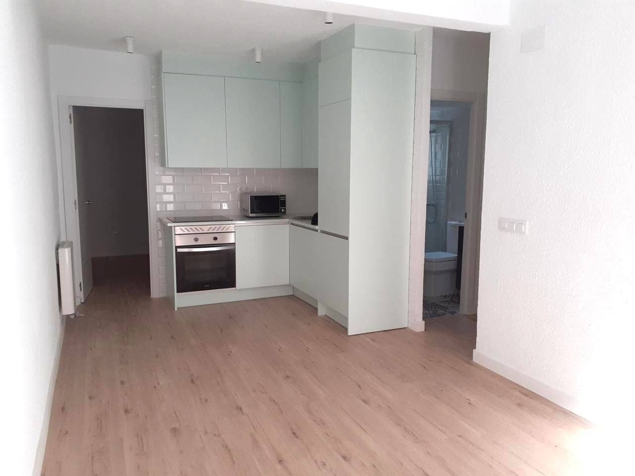 2 soveværelse Lejlighed til salg i Madrid by - € 240.000 (Ref: 9850804)