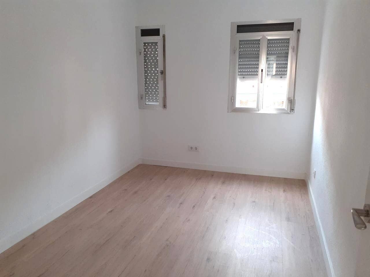 2 soveværelse Lejlighed til salg i Madrid by - € 230.000 (Ref: 9850805)