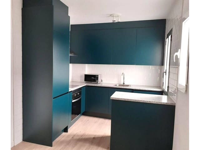 2 soveværelse Lejlighed til salg i Madrid by - € 230.000 (Ref: 9850805)