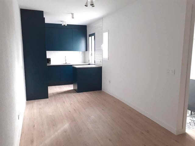 2 soveværelse Lejlighed til salg i Madrid by - € 230.000 (Ref: 9850805)