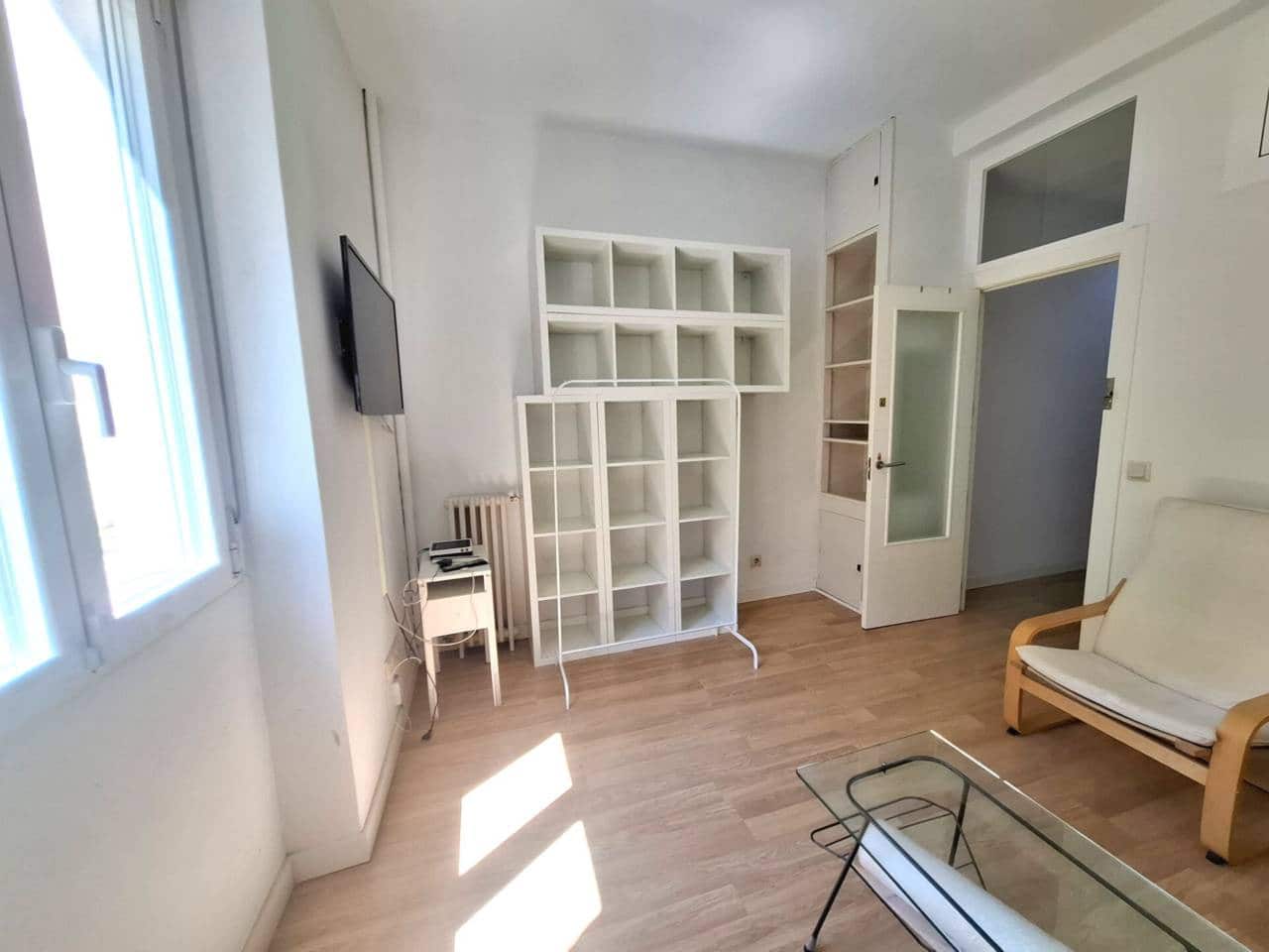 4 Zimmer Wohnung zu vermieten in Madrid Stadt - 1.700 € (Ref: 9880490)