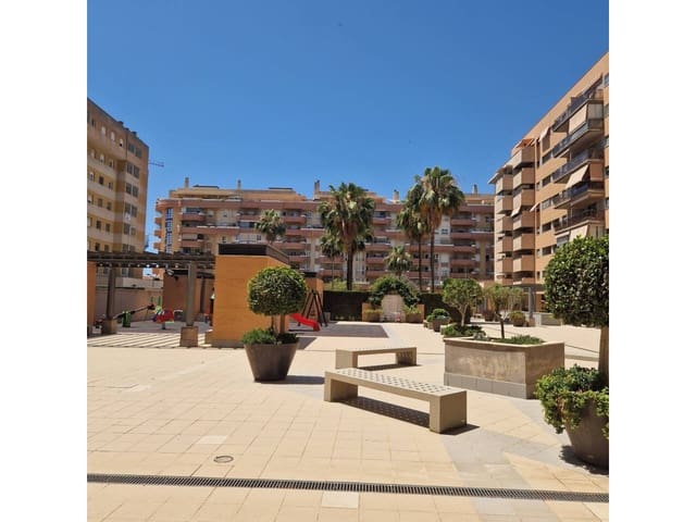 2 bedroom Flat for rent in Carretera de Cadiz, Málaga city with pool garage - € 1,550 (Ref: 9902698)