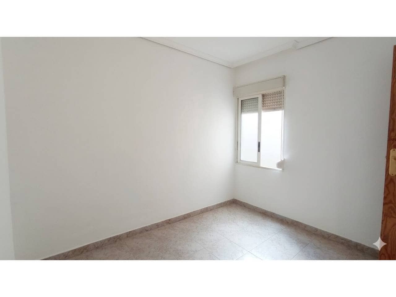 3 quarto Apartamento para arrendar em Almassora / Almazora - 600 € (Ref: 9926624)