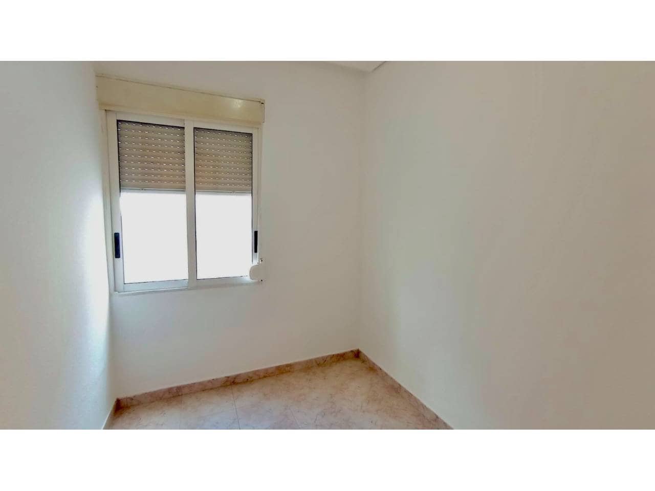 3 quarto Apartamento para arrendar em Almassora / Almazora - 600 € (Ref: 9926624)