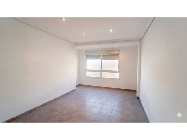 3 quarto Apartamento para arrendar em Almassora / Almazora - 600 € (Ref: 9926624)