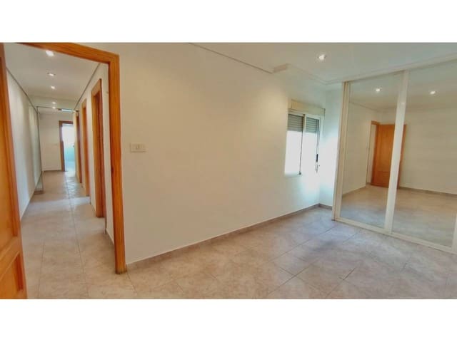 3 quarto Apartamento para arrendar em Almassora / Almazora - 600 € (Ref: 9926624)