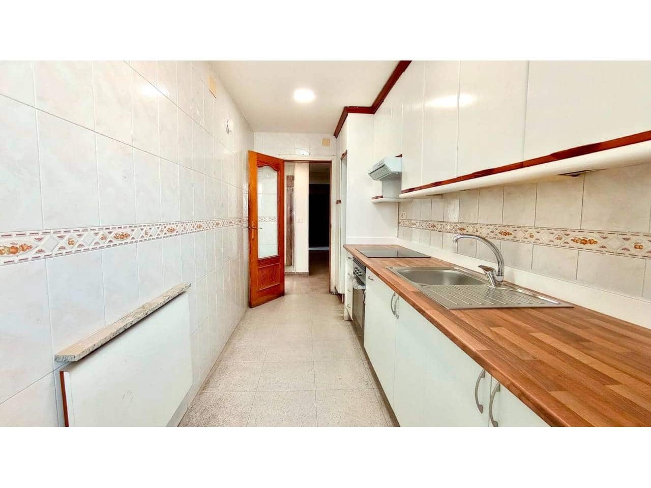 3 quarto Apartamento para arrendar em Almassora / Almazora - 600 € (Ref: 9926624)