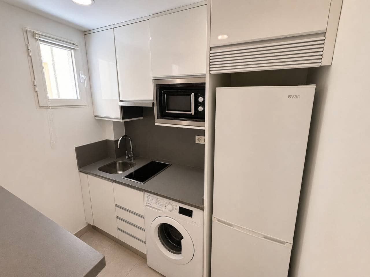 1 soveværelse Studio til leje i Madrid by - € 950 (Ref: 9953628)