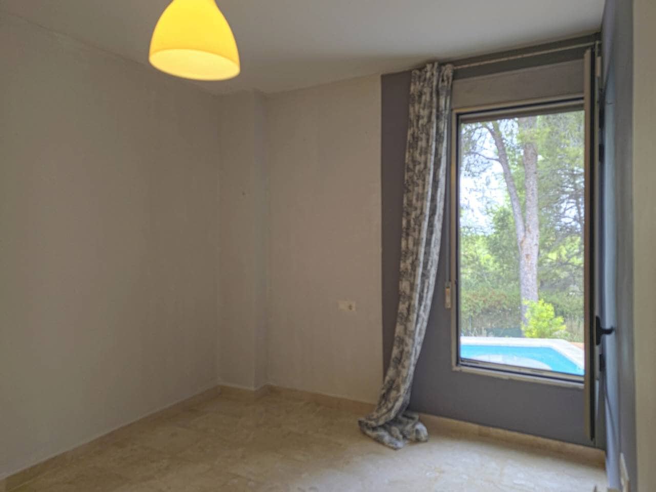 Pareado de 3 habitaciones en Torrent en alquiler con piscina garaje - 2.300 € (Ref: 9997863)