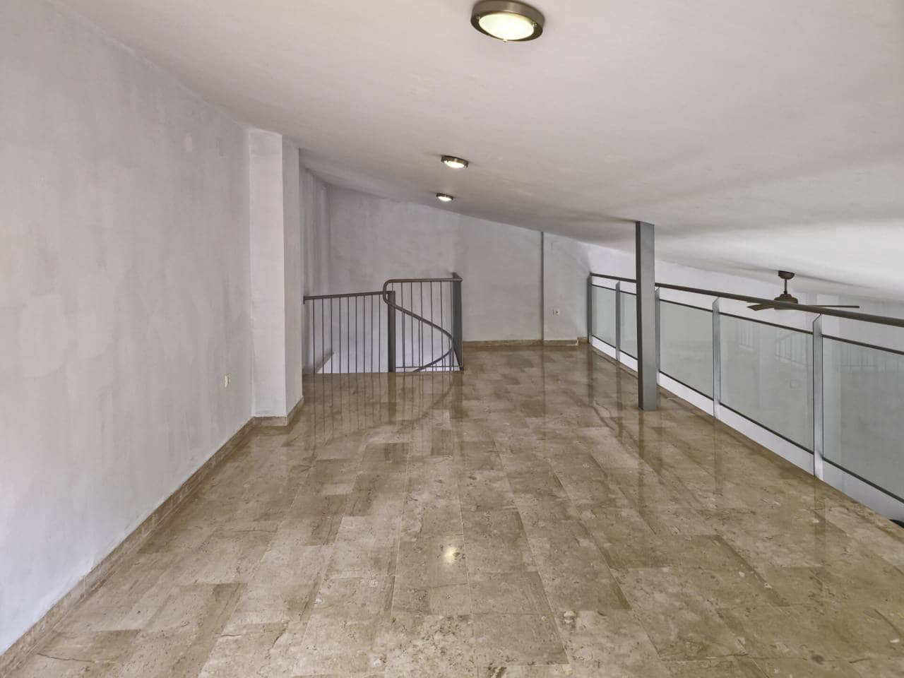 Pareado de 3 habitaciones en Torrent en alquiler con piscina garaje - 2.300 € (Ref: 9997863)