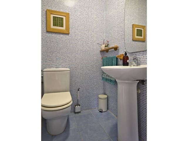 Pareado de 3 habitaciones en Torrent en alquiler con piscina garaje - 2.300 € (Ref: 9997863)