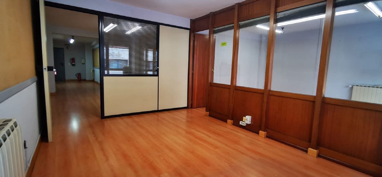 Bureau à louer à Palencia ville - 500 € (Ref: 10099522)