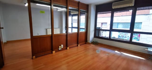 Kantoor te huur in Palencia stad - € 500 (Ref: 10099522)