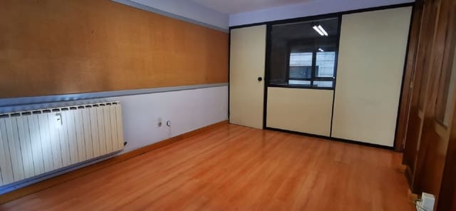 Kantoor te huur in Palencia stad - € 500 (Ref: 10099522)