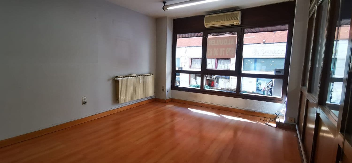 Bureau à louer à Palencia ville - 500 € (Ref: 10099522)