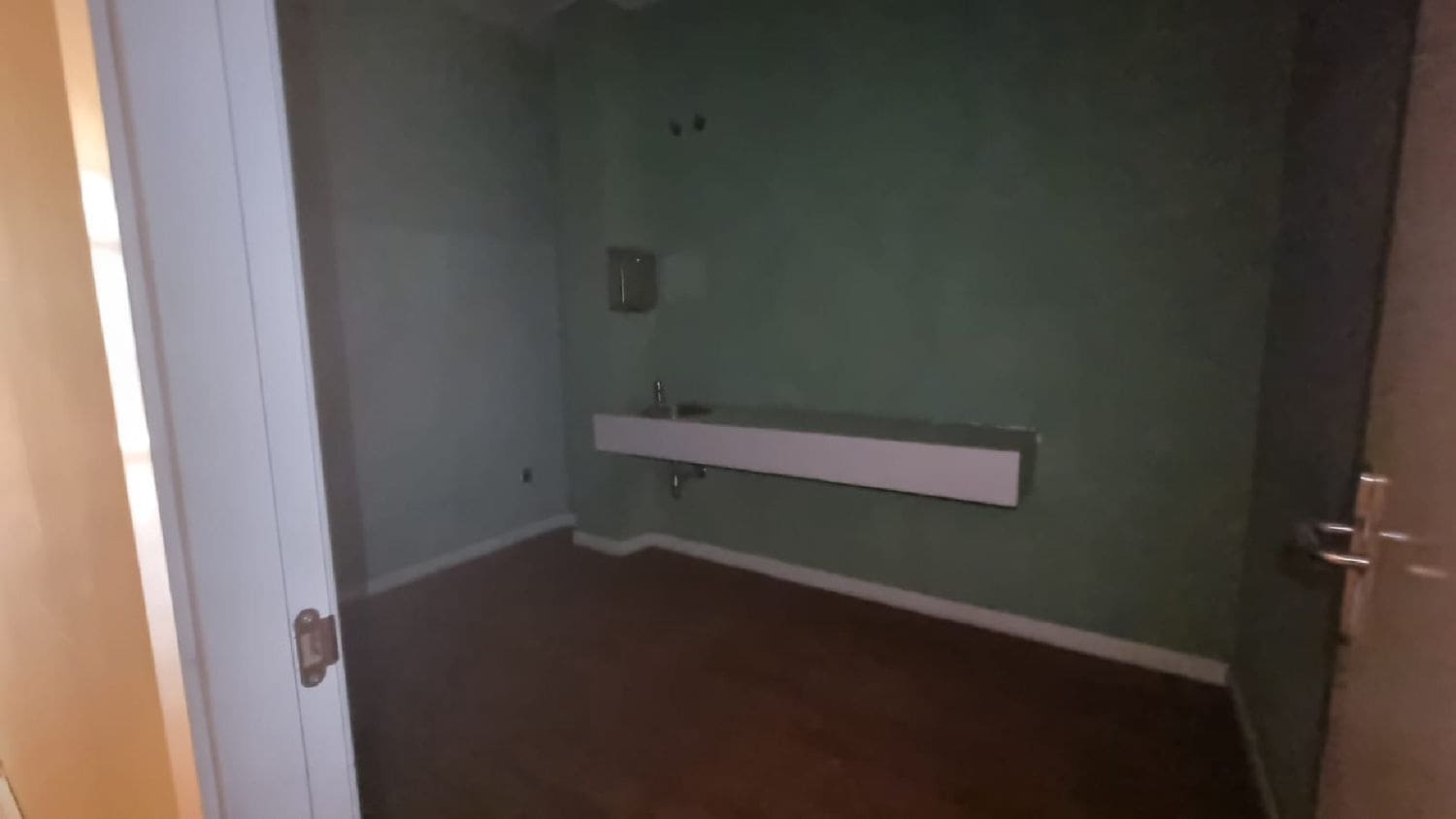 Commercial for sale in Palencia city - € 365,000 (Ref: 10099525)