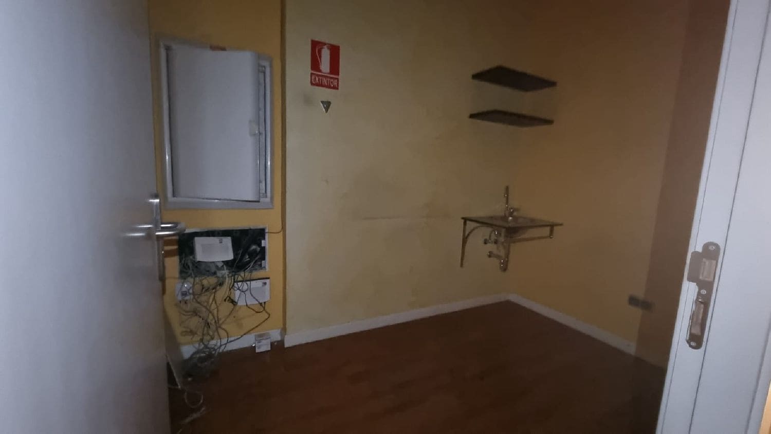 Commercial for sale in Palencia city - € 365,000 (Ref: 10099525)