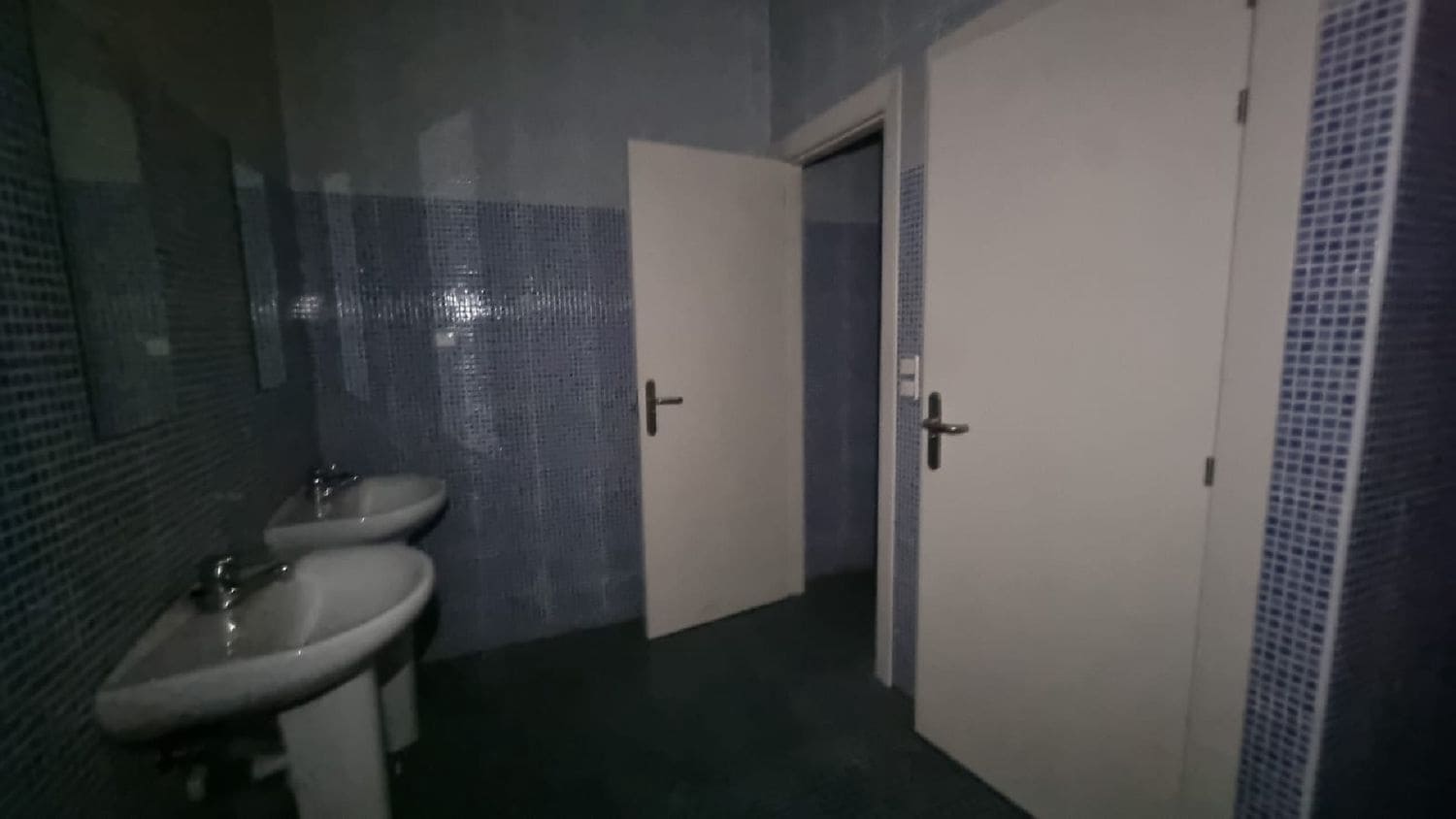 Commercial for sale in Palencia city - € 365,000 (Ref: 10099525)