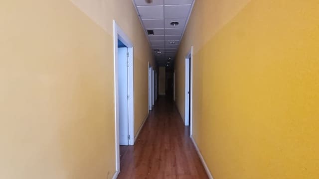 Commercieel te koop in Palencia stad - € 365.000 (Ref: 10099525)