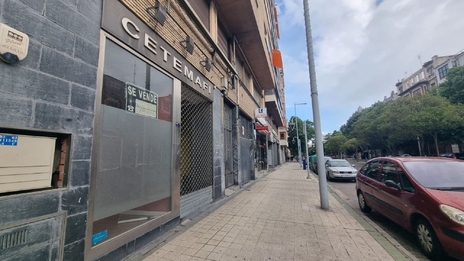 Commercial for sale in Palencia city - € 365,000 (Ref: 10099525)