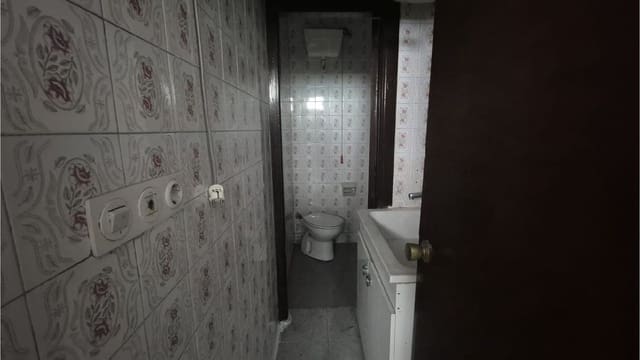 Commercieel te koop in Palencia stad - € 80.000 (Ref: 10099526)