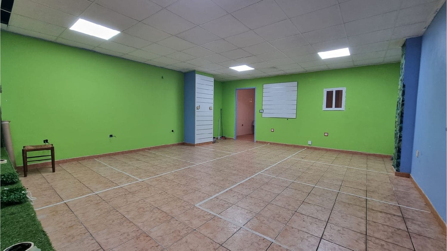 Kommersiell til leie i Palencia by - € 400 (Ref: 10099534)