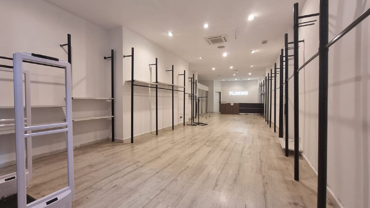 Commercieel te koop in Palencia stad - € 229.000 (Ref: 10099536)