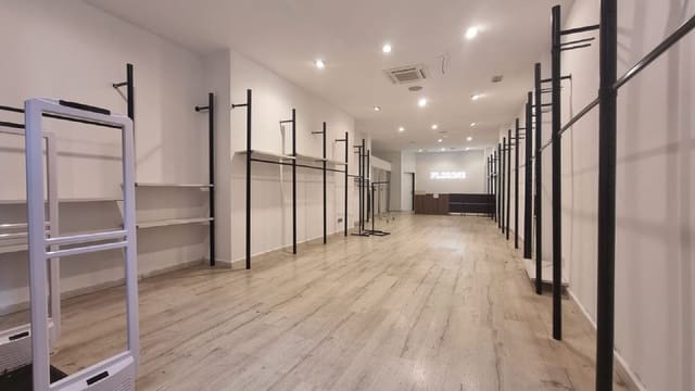 Commercieel te koop in Palencia stad - € 229.000 (Ref: 10099536)