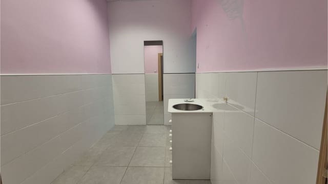 Commercieel te huur in Palencia stad - € 550 (Ref: 10099538)