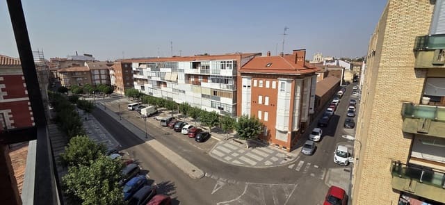 Flat te koop in Palencia stad - € 159.000 (Ref: 10106574)