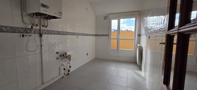 Penthouse te koop in Palencia stad - € 179.000 (Ref: 10106575)