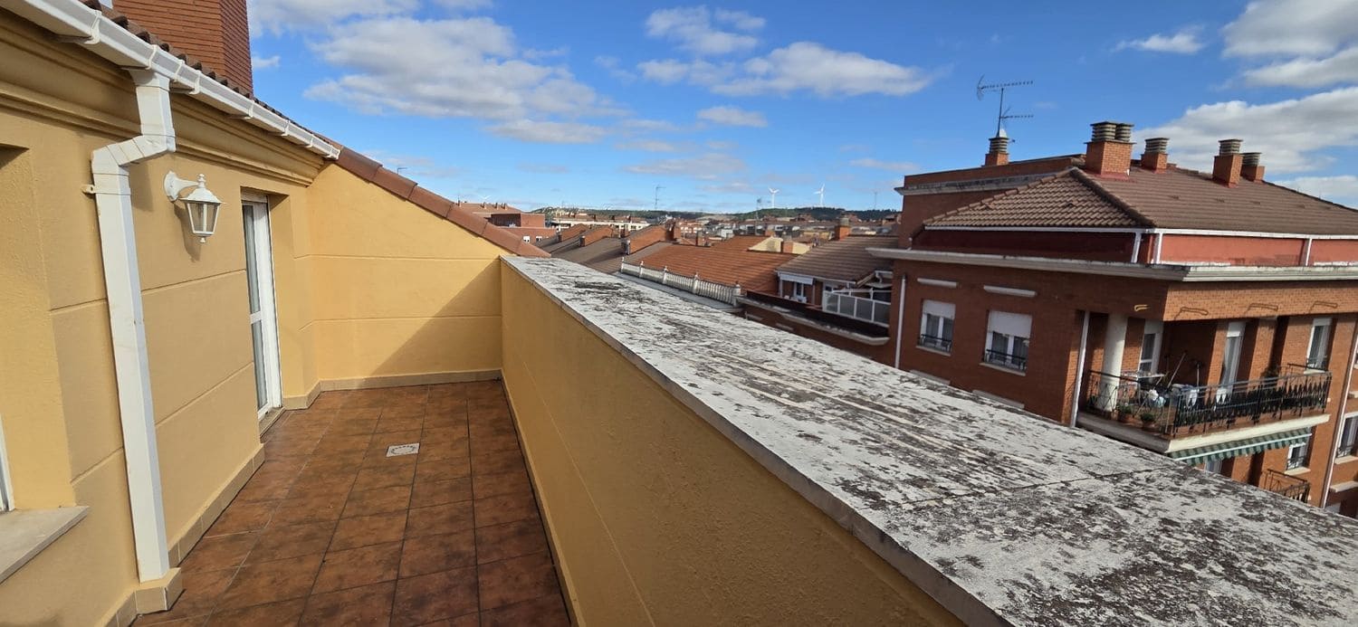 Penthouse te koop in Palencia stad - € 179.000 (Ref: 10106575)
