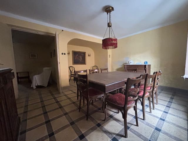 Hus til salgs i Carrión de los Condes - € 90 000 (Ref: 10106577)
